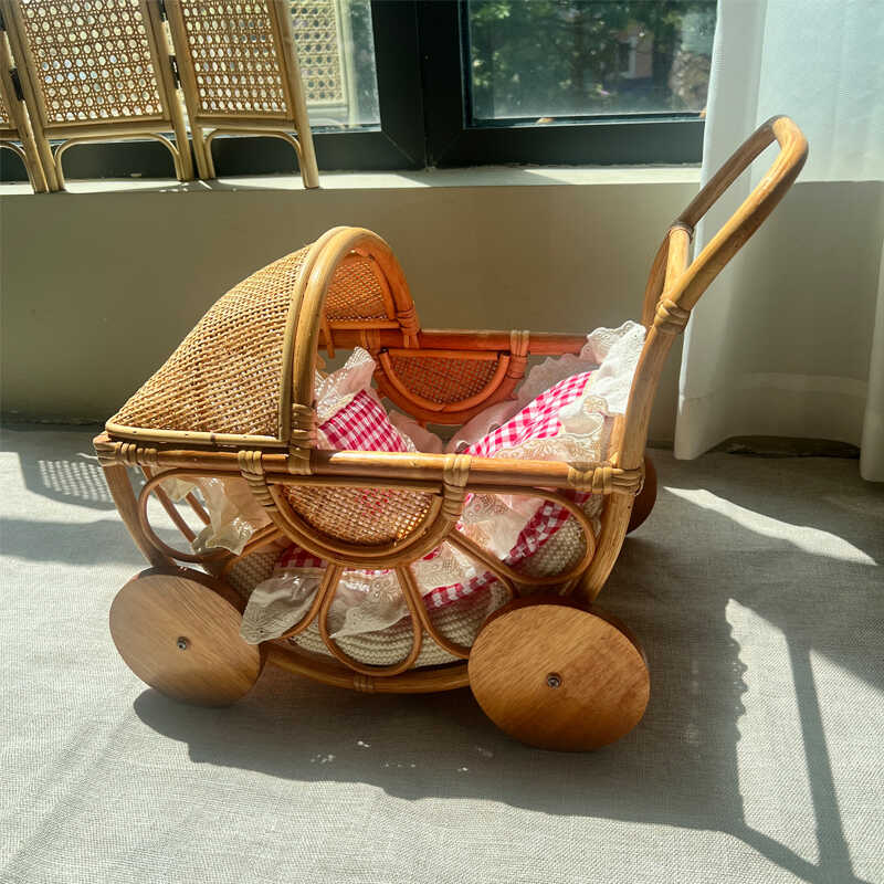 Poussette pour bébé en rotin t - Baby Nursery Basket avis et prix
