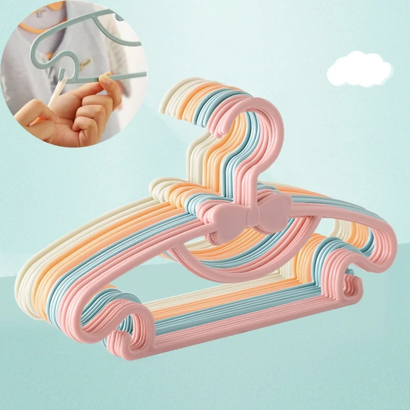 Cintres en plastique pour bébé - Closet Organizer Baby avis et prix