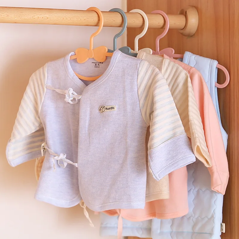 Cintres en plastique pour bébé - Closet Organizer Baby avis et prix